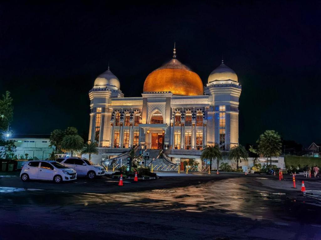 Dpalma Hotel Bandung Eksteriør billede
