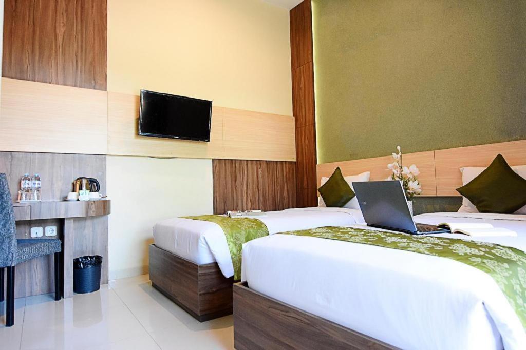 Dpalma Hotel Bandung Eksteriør billede