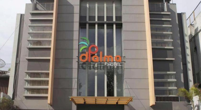 Dpalma Hotel Bandung Eksteriør billede