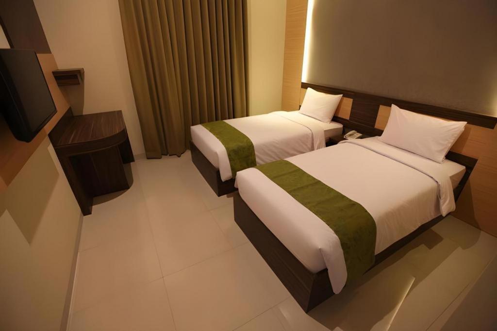 Dpalma Hotel Bandung Eksteriør billede