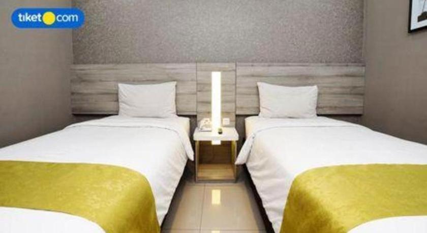 Dpalma Hotel Bandung Eksteriør billede
